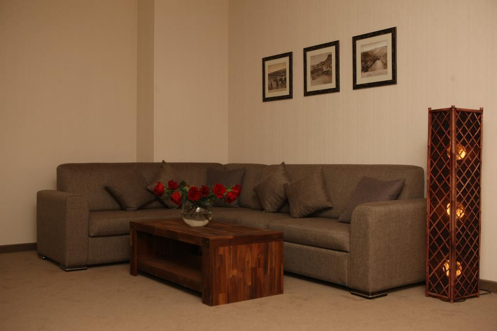 Hotel Orion Old Town Tbilisi Ngoại thất bức ảnh