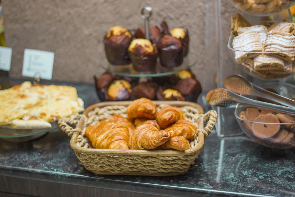 Hotel Orion Old Town Tbilisi Ngoại thất bức ảnh
