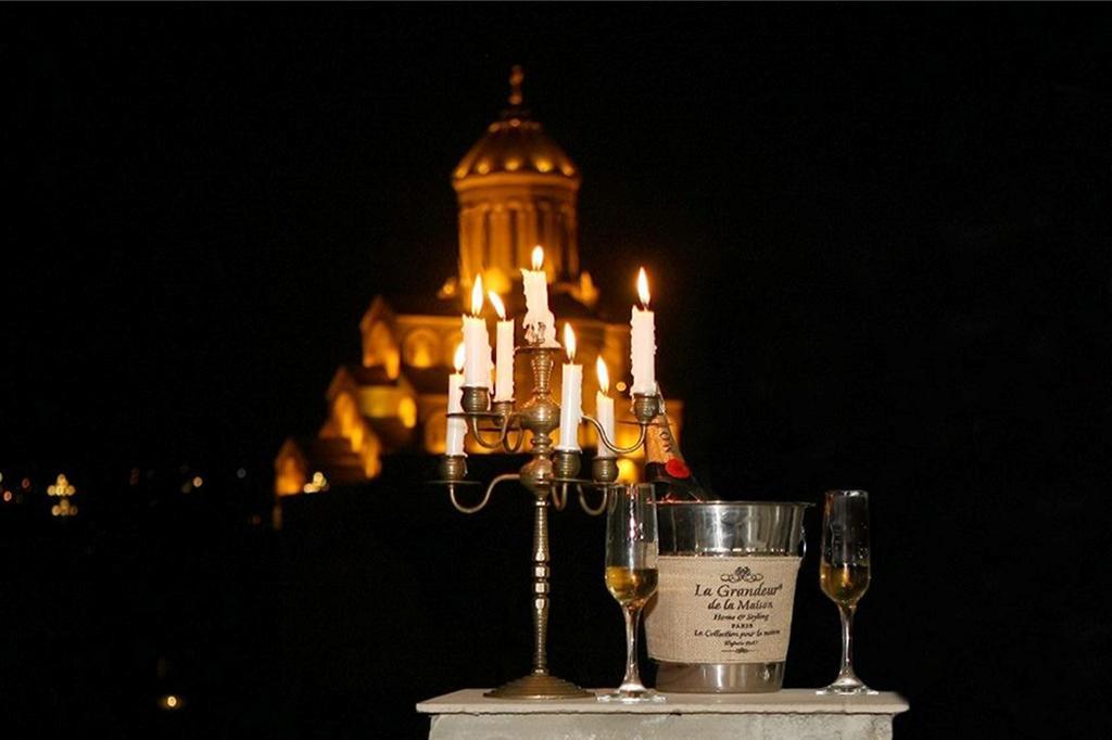 Hotel Orion Old Town Tbilisi Ngoại thất bức ảnh