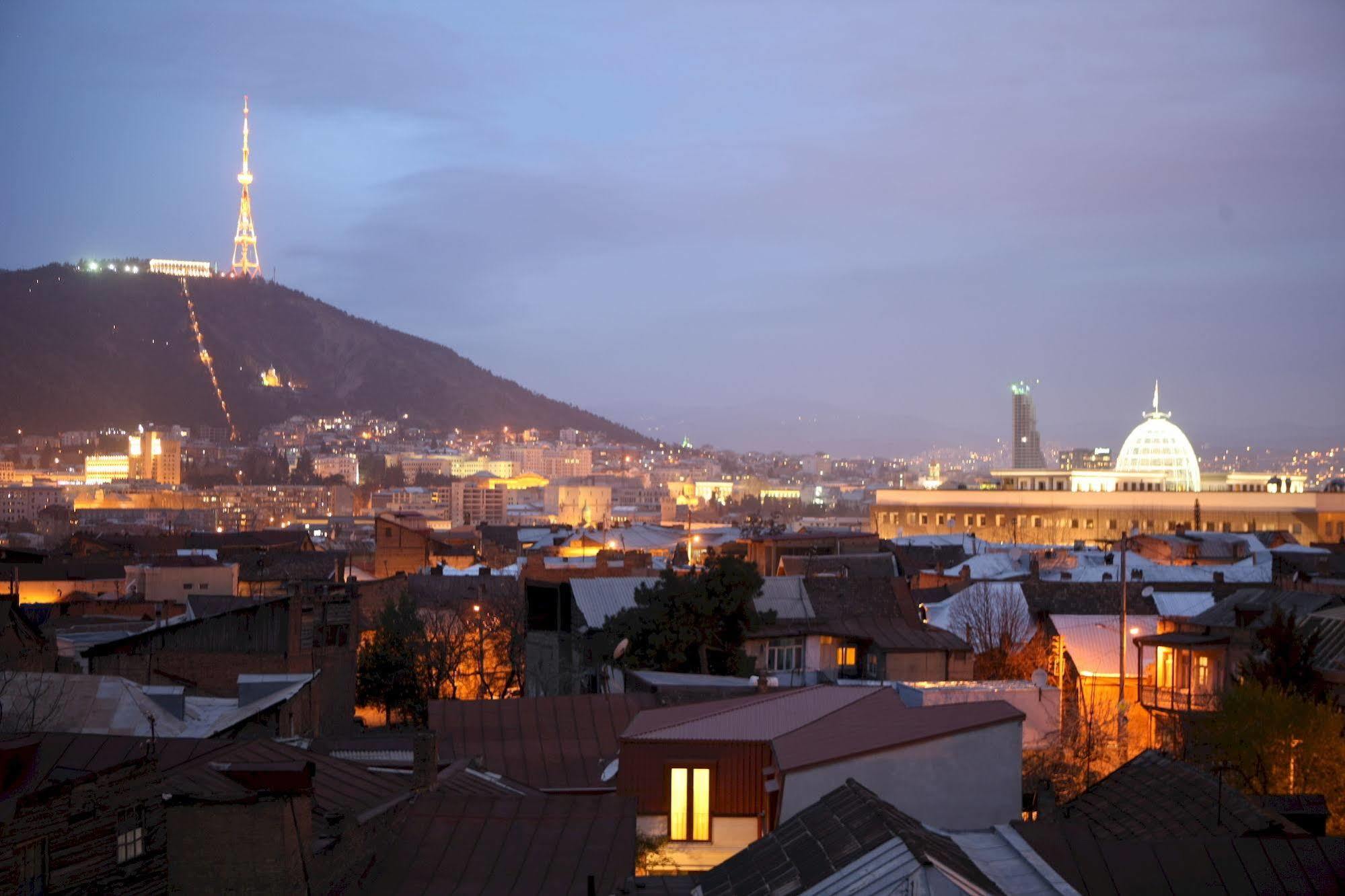 Hotel Orion Old Town Tbilisi Ngoại thất bức ảnh