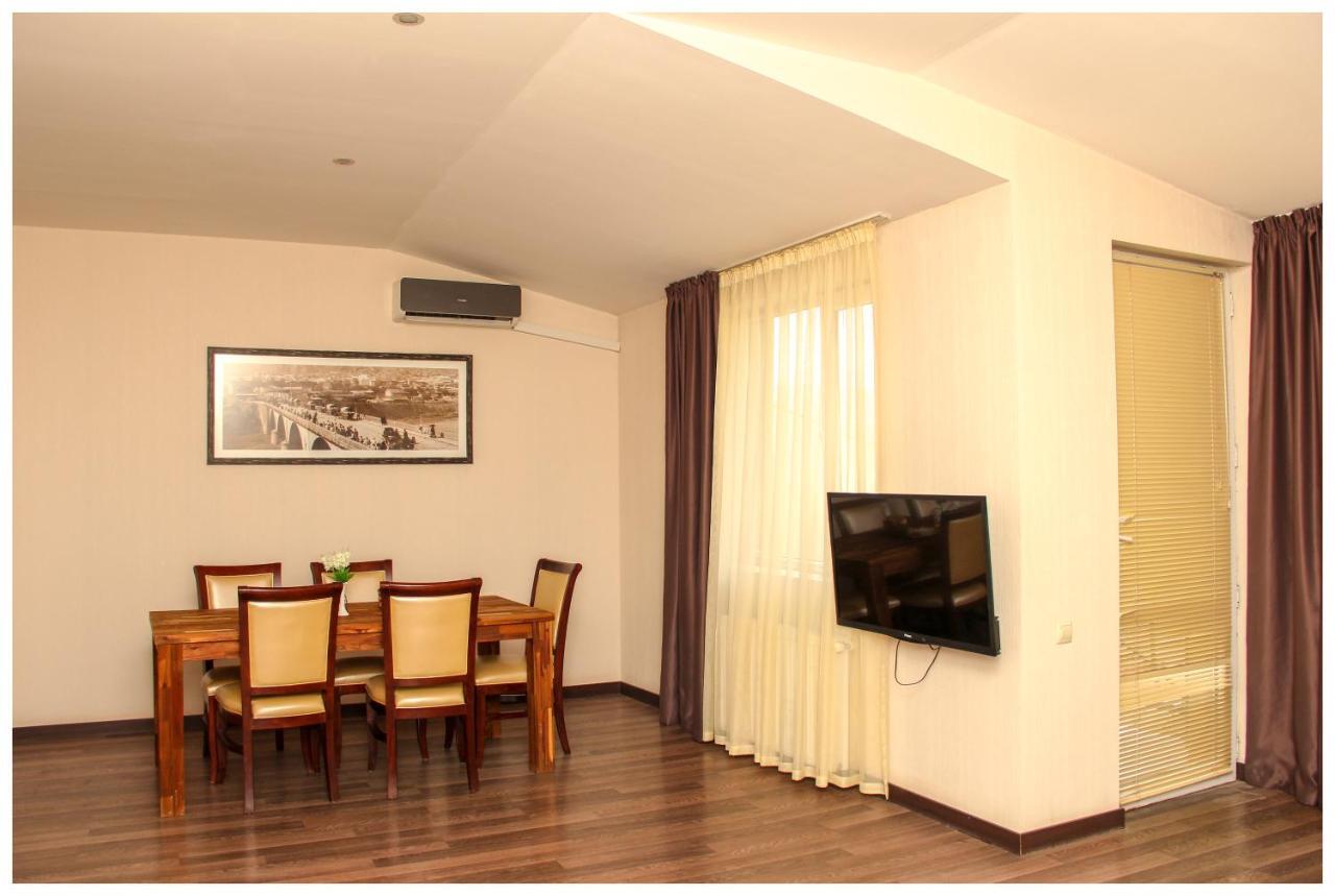 Hotel Orion Old Town Tbilisi Ngoại thất bức ảnh