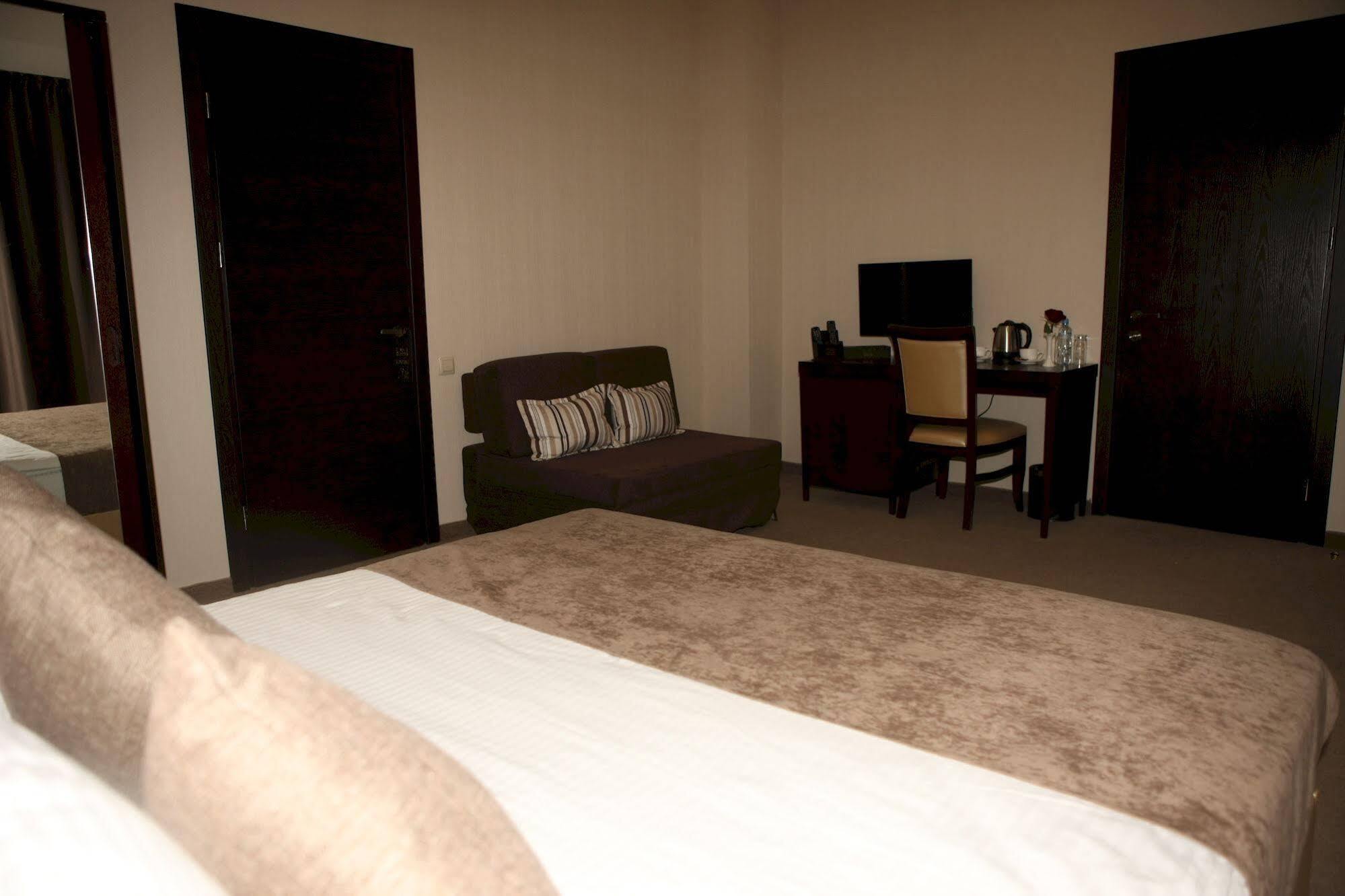 Hotel Orion Old Town Tbilisi Ngoại thất bức ảnh