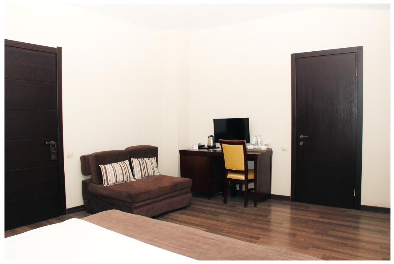 Hotel Orion Old Town Tbilisi Ngoại thất bức ảnh